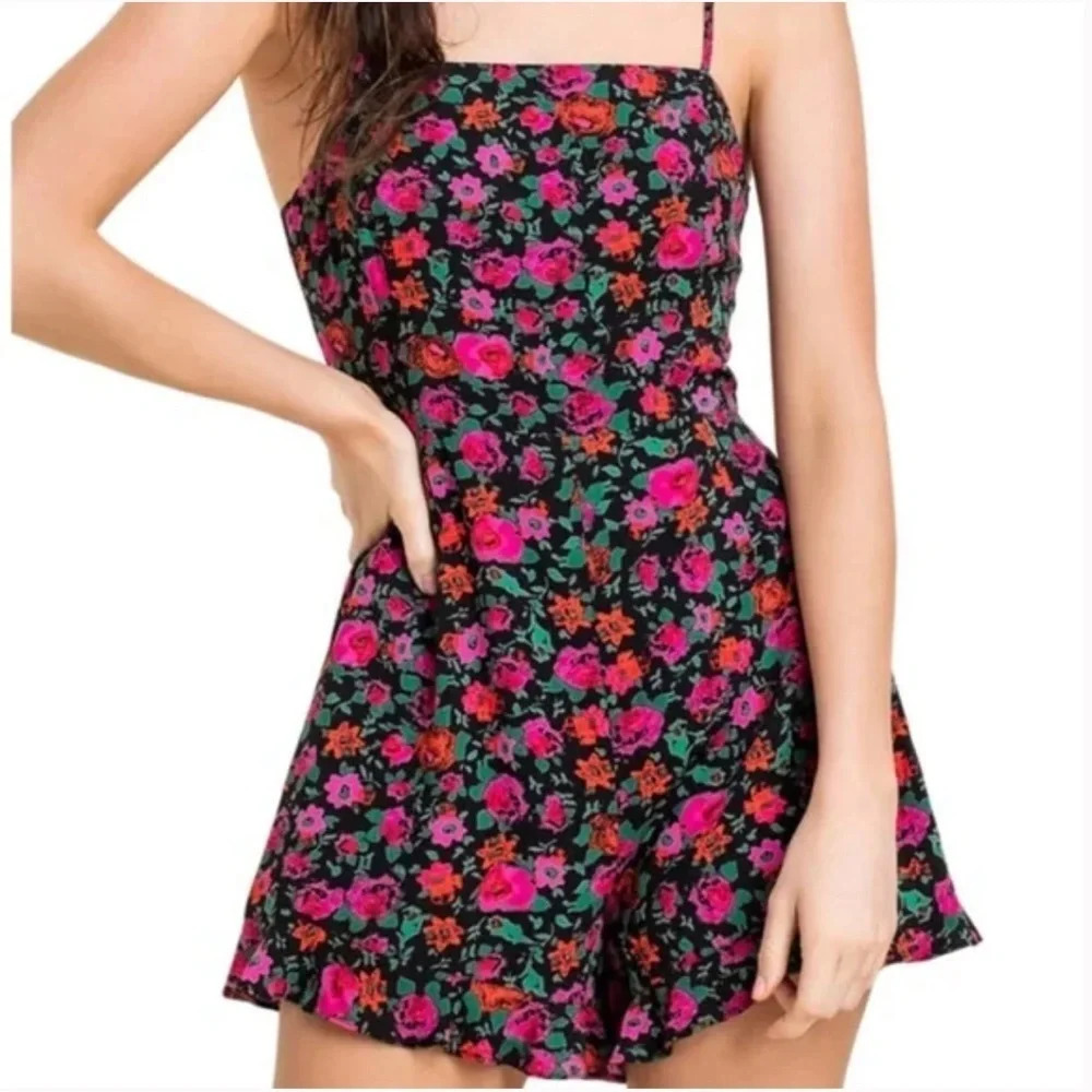 UO Lush Floral Skinny Strap Ruffle Hem Romper Black Pink Red Size Small